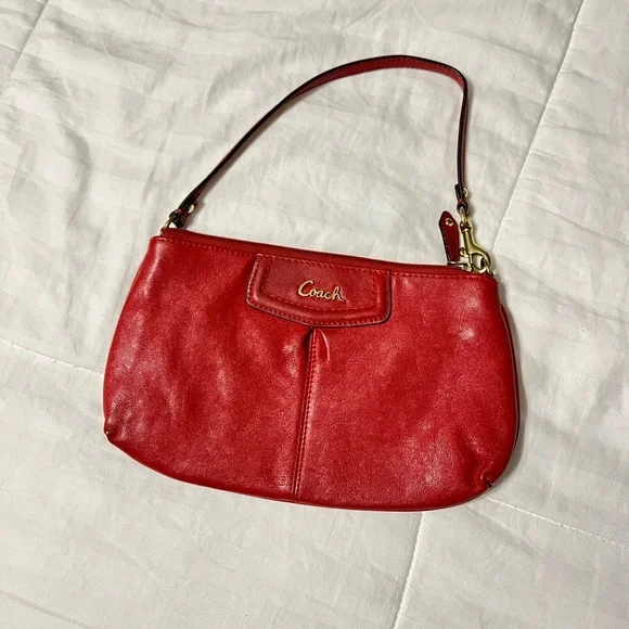バッグ Coach Signature Accessory Pouch Bag Red Coach Pouch Bag with Signature Canvas Detail – Club de Mode